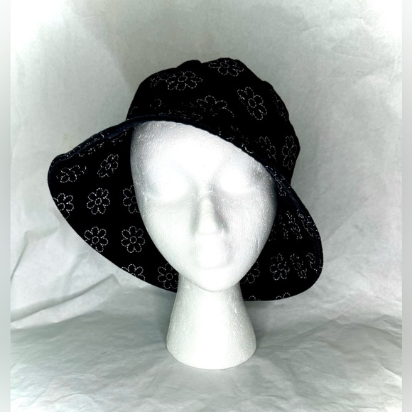 Tween Embroidered White & Black Floral Bucket Hat - Picture 2 of 15